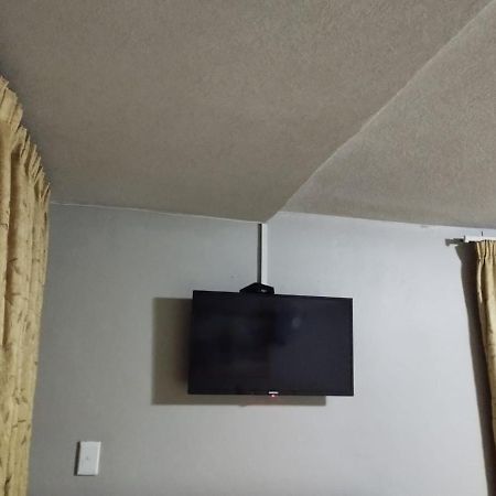 Grace'S Santuary Hotel La Mercy Bagian luar foto